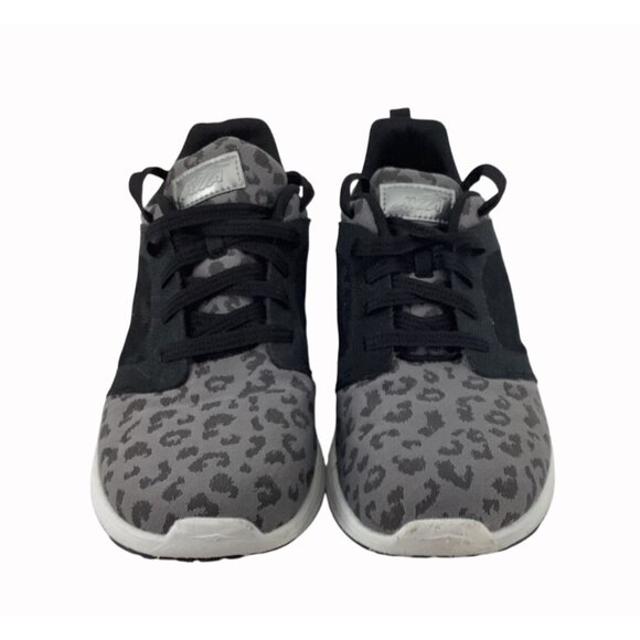 Avia Shoes - Avia Gray Wmens Leopard Print Athletic Sneakers Size 9